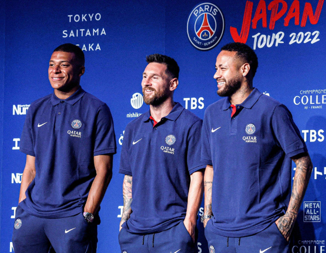 亚冠今晨走向成谜，巴黎圣日耳曼调整名单，更衣室稳定，轮换策略成焦点(巴黎为什么叫圣日耳曼)